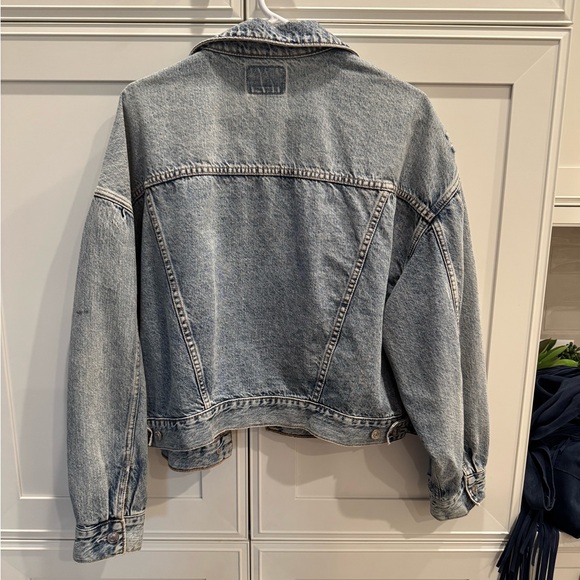 American Eagle Outfitters Light Blue Denim Jacket - Picture 7 of 8